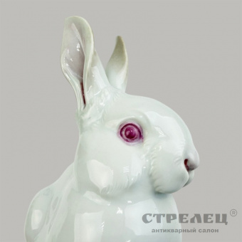 Фарфоровая статуэтка «Сидящий заяц».  Allach, Германия, ок. 1940 г.